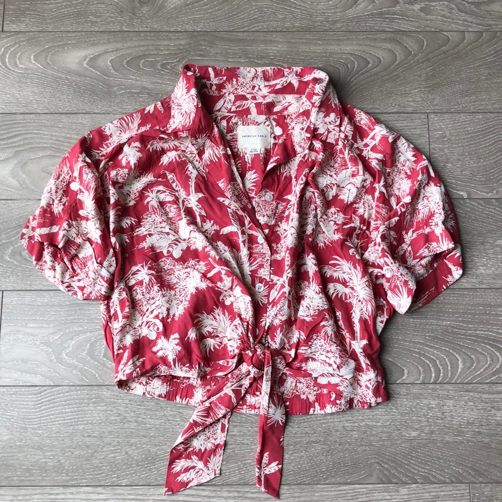 AE Hawaiian Print Top